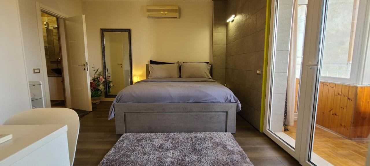 Oro Apartments Tirana Exterior photo
