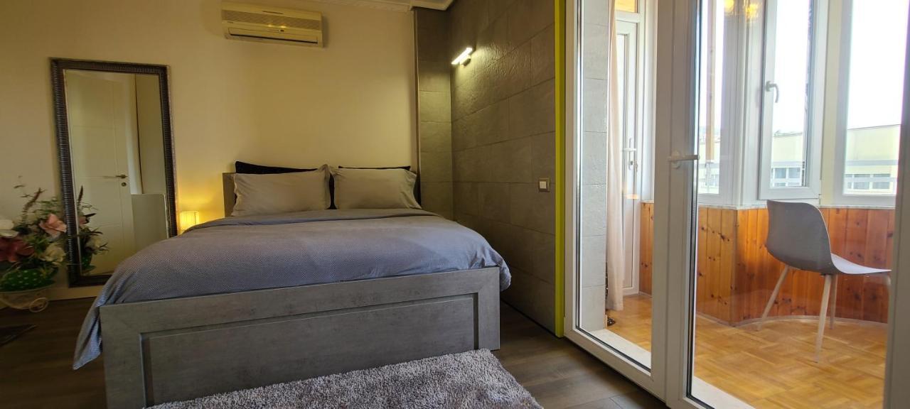 Oro Apartments Tirana Exterior photo
