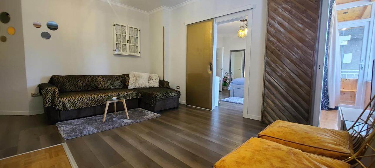 Oro Apartments Tirana Exterior photo