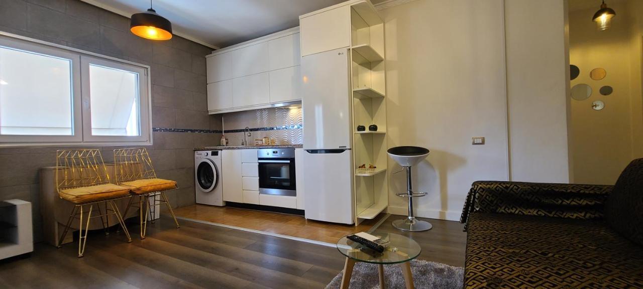 Oro Apartments Tirana Exterior photo